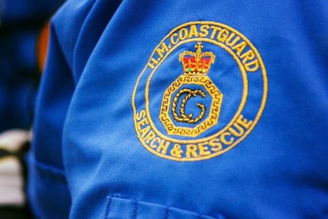 Tenby RNLI and Coastguards in Giltar cliff rescue