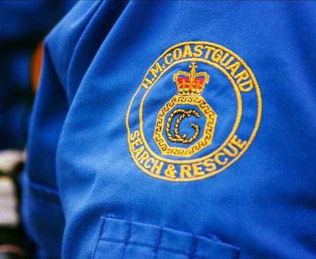 Police confirm body recovered in rescue search around Tenby