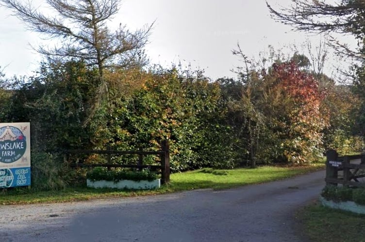 Dewslake camping