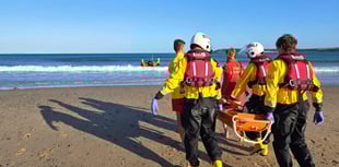Tenby RNLI in 'tombstoning' safety drill