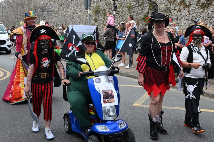 Tenby carnival walkers