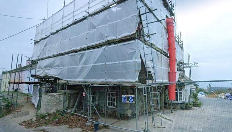 Plans for renovation of The Royal George pub in Solva have been submitted to the National Park, seeking permission for modernisation and repairs.