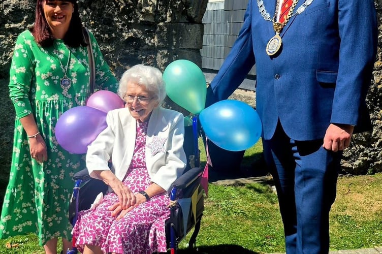 Tenby’s Mayor and Mayoress pictured with Joy Griffiths on her 100th birthday.