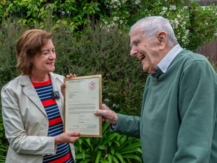 Wales' First Minister honours Saundersfoot veteran on VJ Day