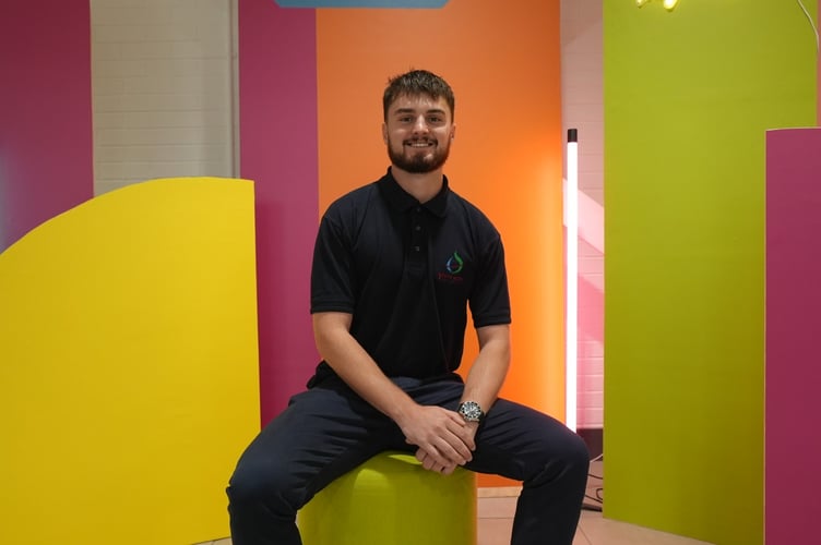 Massive congratulations to Oliver, a former Haverfordwest High learner, on achieving a Distinction in your Apprenticeship in Advanced Manufacturing Instrumentation! 