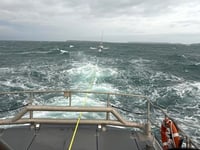 Angle RNLI rescues yacht near Skomer