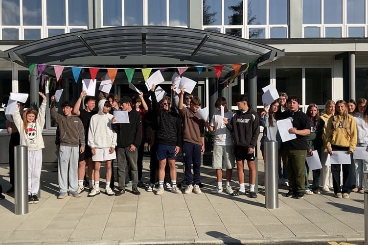 Ysgol Bro Gwaun shines in GCSE results!
