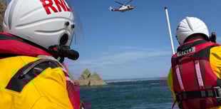 WATCH: Tenby RNLI and Coastguard race to rescue woman from rocks