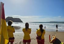 RNLI lifeguards heroically rescue teenagers from Tenby beach rip current