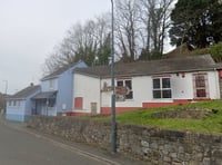 Pembroke diner's late alcohol bid sparks concerns