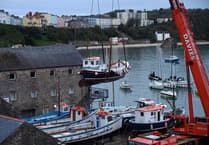 Tenby harbour prepares for big boat lift