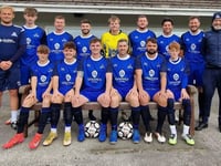 Vikngs march on with dominant win