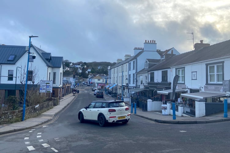 Saundersfoot street