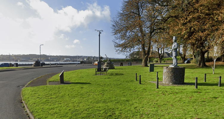 Brunel statue, Neyland