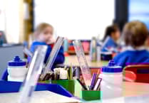 Welsh primary school attendance rises as pupil absences drop