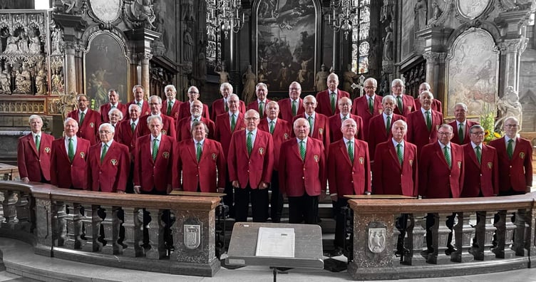 Cor Meibion De Cymru