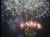 Tenby Observer club photographers capture Saundersfoot  fireworks