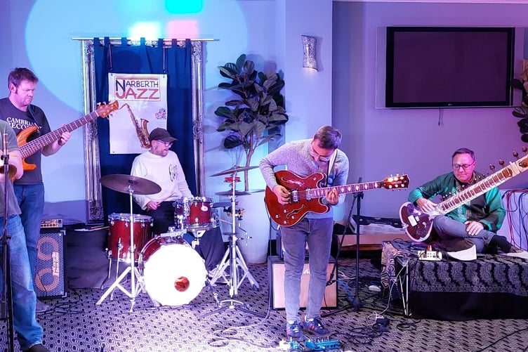 Khamira at the Plas Hyfryd Hotel