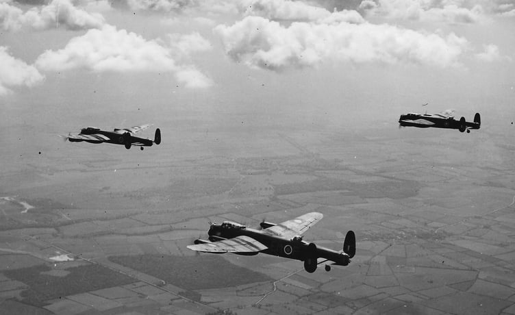 Lancasters 207 Sqn
