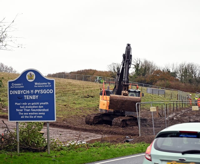 Brynhir housing 'meet the contractor' event for Tenby