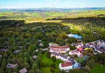 Bluestone leads way in fossil-fuel free holidays