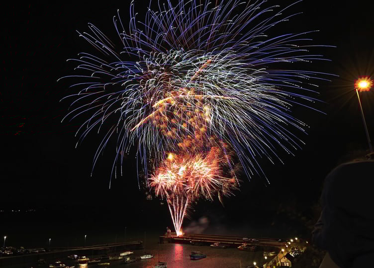 Big Bang fireworks Saundersfoot