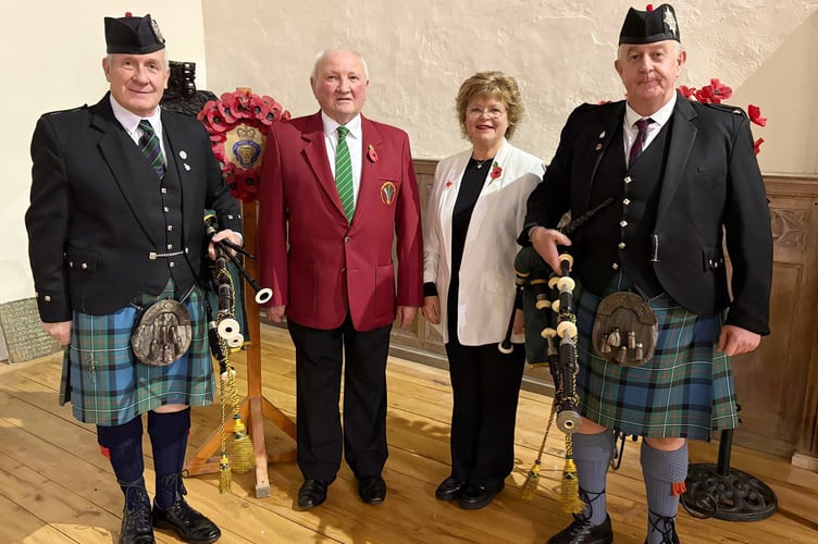 Pipers with Gwynlais Phillips, Chairman, and Elaine Robins, Musical Director.
(Photo: Lesley Cleary)