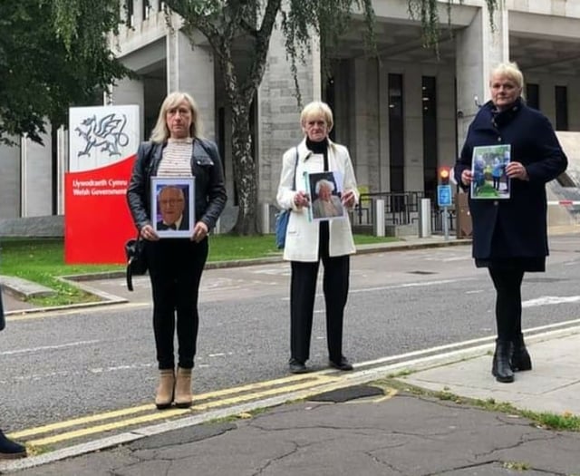 The Covid Report: Do we need a deeper look at how Wales responded? 