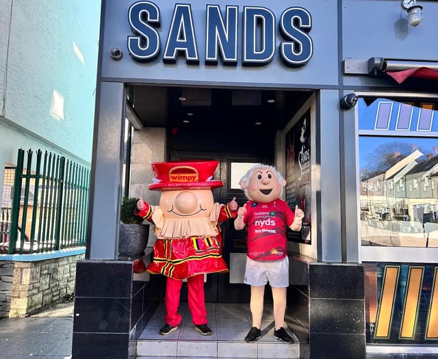 80s-themed party celebrates 40th Saundersfoot Swim