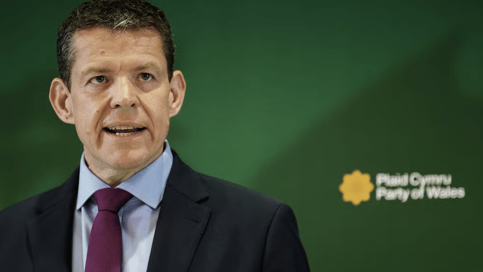 Plaid Cymru urges Wales to 'choose hope' as Senedd campaign launches