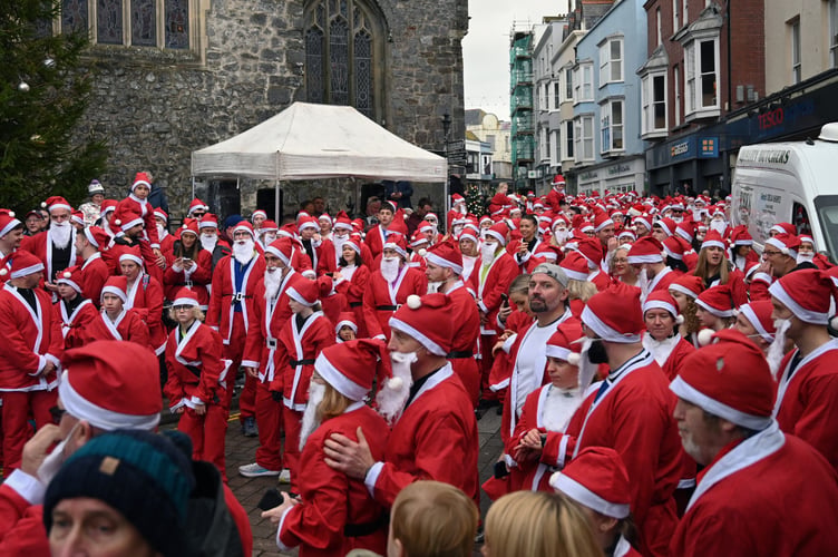 Tenby santa run 2025