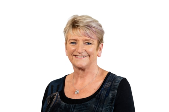 Carmarthenshire County Council welcomes new Leader