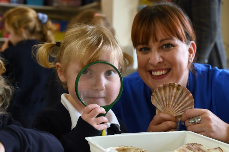 Roch pupil with Darwin Centre manager Sam Williams