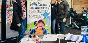 Children's festive day out at Folly Farm thanks to donation