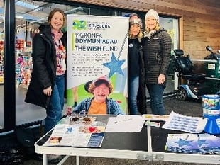 Children's festive day out at Folly Farm thanks to donation