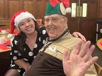 Blind veteran finds festive companionship