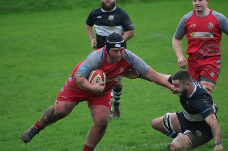 Pembroke skipper Lloyd Davies trying to inspire his team