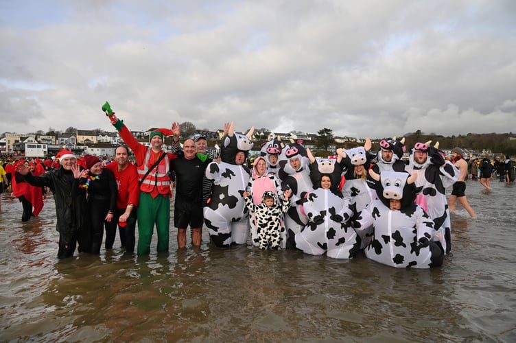 Saundersfoot swim 2026
