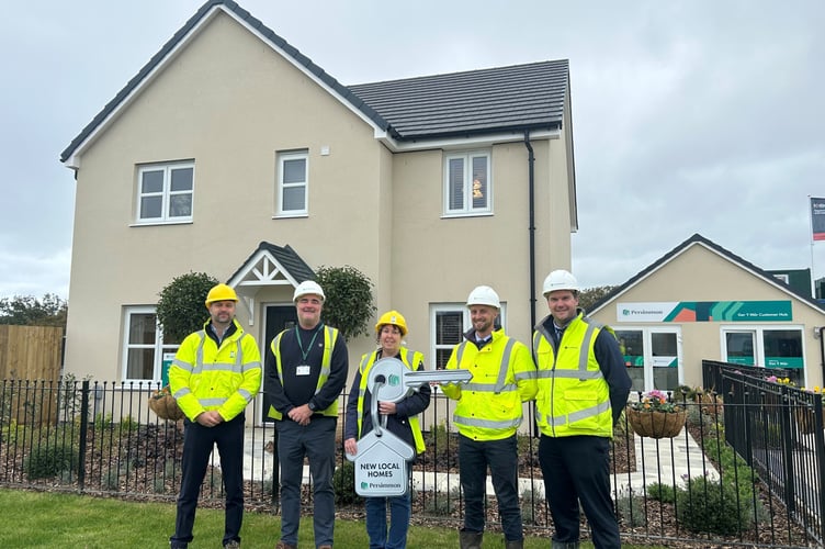 Persimmon Homes partners with Pembrokeshire Council to provide 25 social and local reserve houses in Saundersfoot's Ger y Môr development.