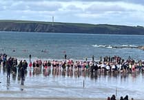 250 Angle Dippers praise New Year’s Day Paul Sartori fundraising swim