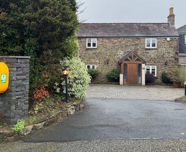 Cottage's new defibrillator for Saundersfoot