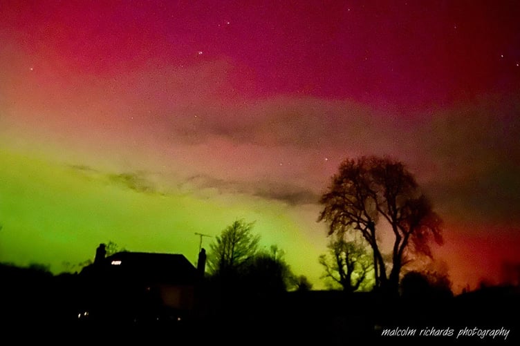 The Northern Lights over Wiseman's Bridge