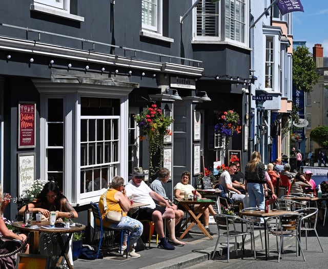 Wales’ First Minister urged to listen to hospitality sector