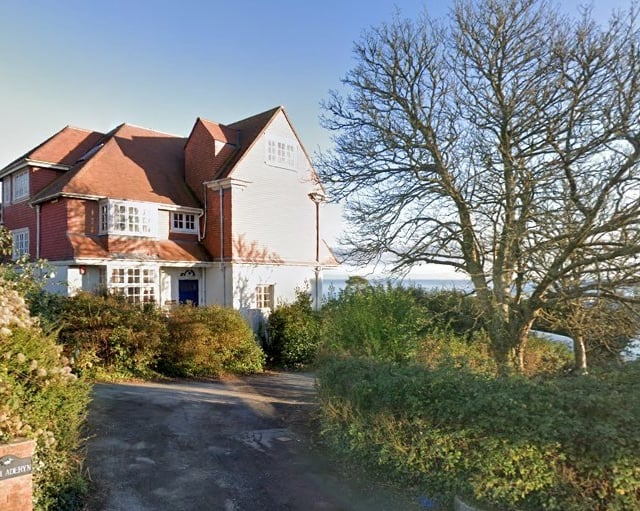 Clifftop house to get new gym and study