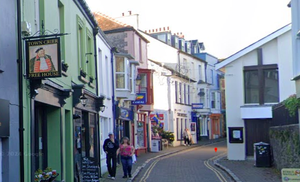 Town Crier Tenby pub