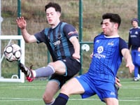 Late surge sends Hakin closer to the division one title