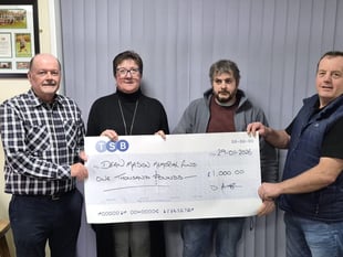 Whitland Motor Club raises £1,000 for CRY charity