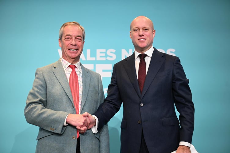 Nigel Farage unveils Dan Thomas as wales' new Reform leader