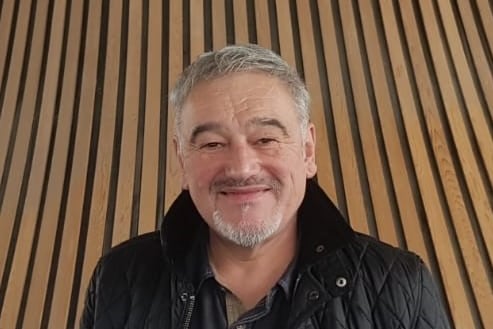 Cris Tomos at Senedd