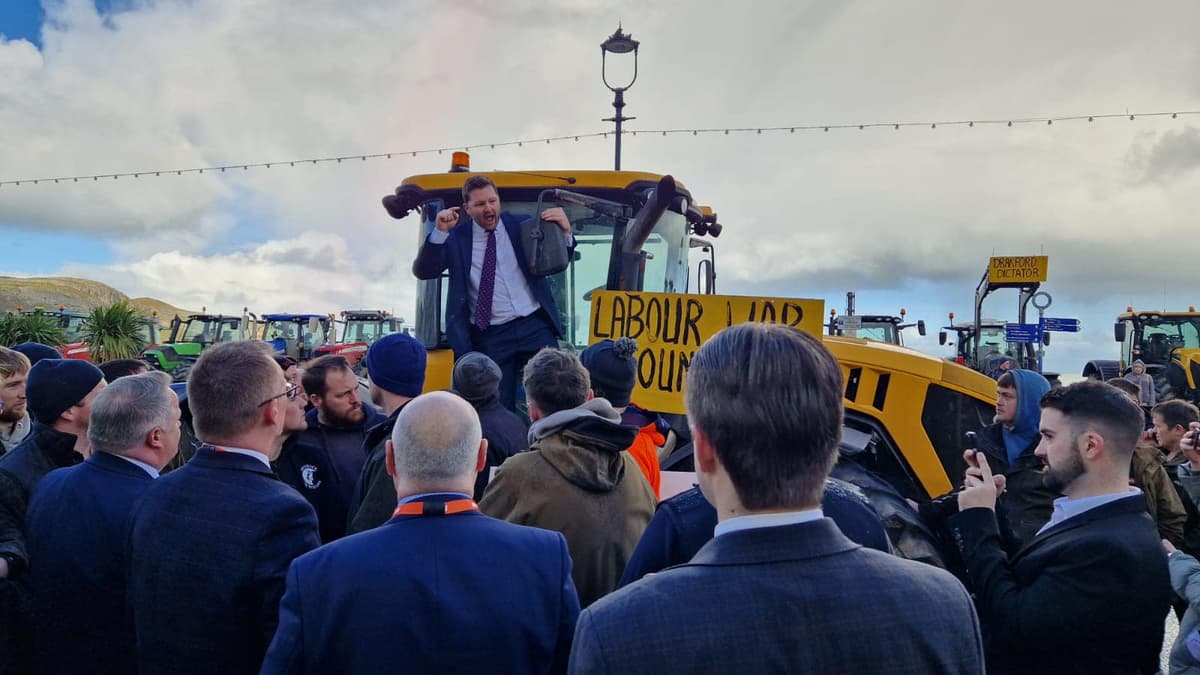 Welsh Government criticised for SFS details